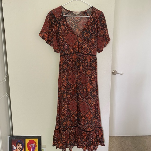 best dressed ashley website